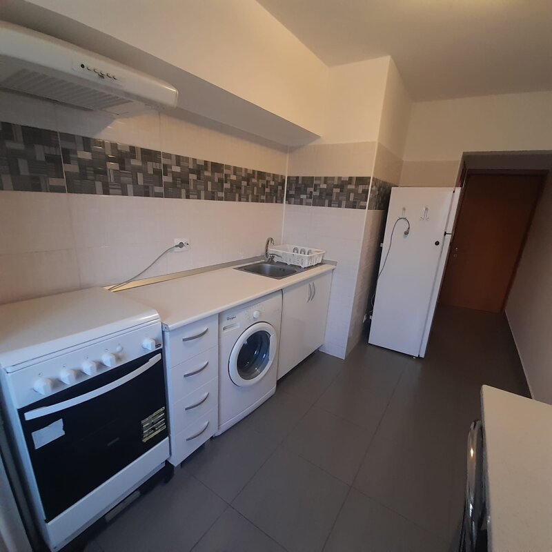 Unirii, Bd., Nerva Traian, chiar pe bulevard.