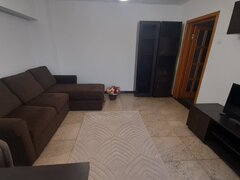 Unirii, Bd., Nerva Traian, chiar pe bulevard